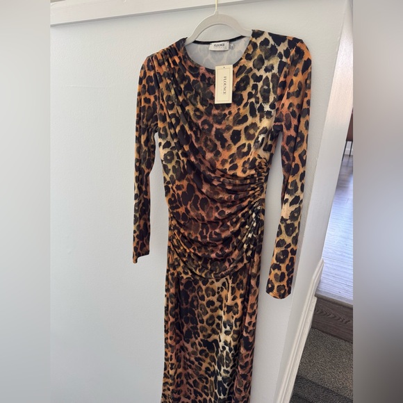 ASOS Ruched Leopard Dress - Picture 2 of 5